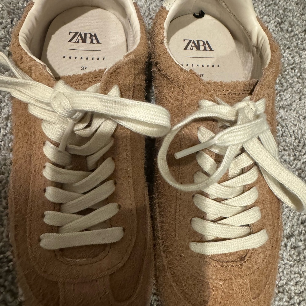 Zara Brown Textured Sneakers